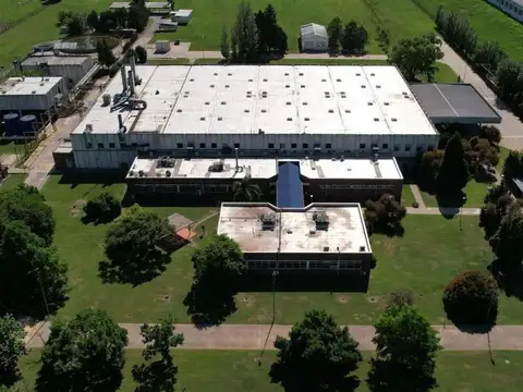 Depósito en Pilar