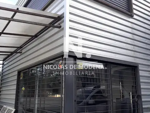 Excelente galpón y local comercial