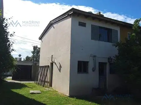 Casa de 2 Dormitorios en Venta, Córdoba al 1300, Pergamino