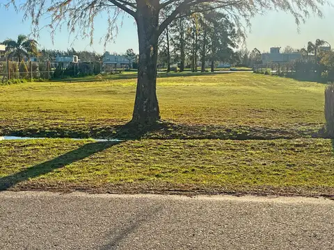 Terreno en Venta 70  mts Frente