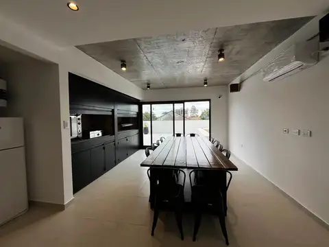 Oficina en Venta con 1 cochera