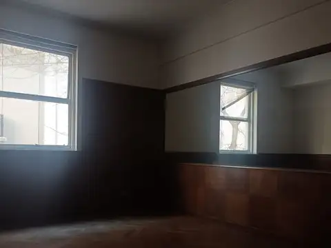 Oficina en Alquiler 101 años