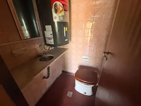 Depto Tipo Casa en Venta con 1 cocheras