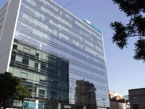 Oficinas de Categoría sob Av. del Libertador