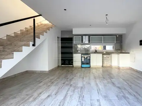 Casa en Venta en Olivos Maipú/Uzal, USD 290.000