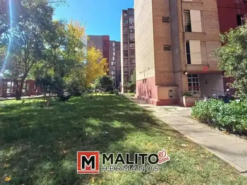 Venta Departamento 3 Ambientes con Patio en Villa Lugano
