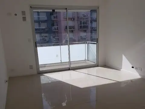 DEPARTAMENTO DOS AMBIENTES  CON ESPACIO GUARDACOCHE CUBIERTO- CON RENTA