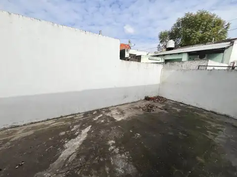 Depto Tipo Casa en Venta 47 años