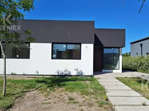 Venta Casa Barrio San Pablo 4 ambientes Pilar.