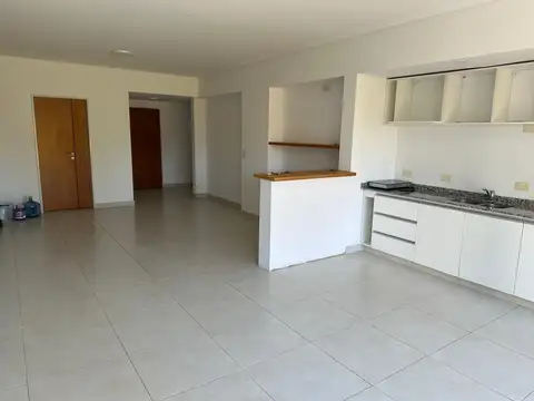 Departamento en venta sobre av. maipu