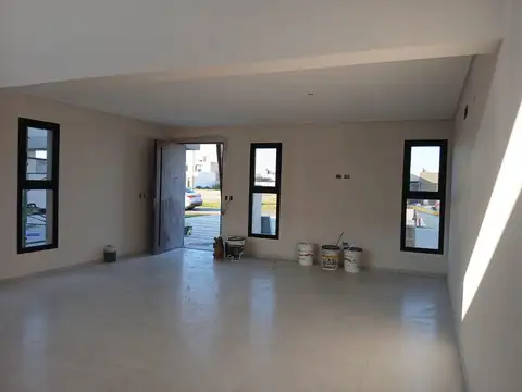 Casa en Venta al Este