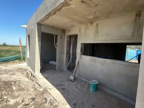 Casa 4 ambientes con 3 baños