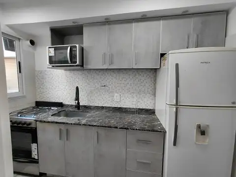 Departamento en Alquiler en Flores, $ 800.000
