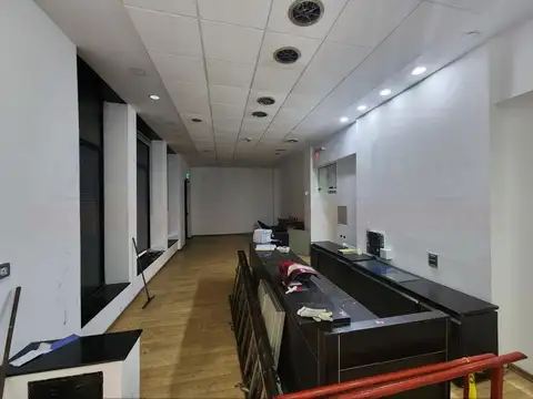 EDIFICIO DE 2160 M² CON UBICACIÓN PRIVILEGIADA EN EL CENTRO