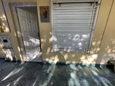 Las Malvinas  al 1100