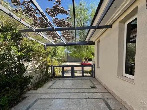 Casa en Venta en Mendoza, USD 280.000
