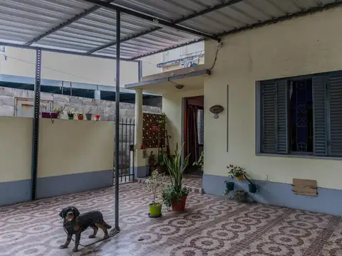 Depto Tipo Casa en Venta de 4 dormitorios