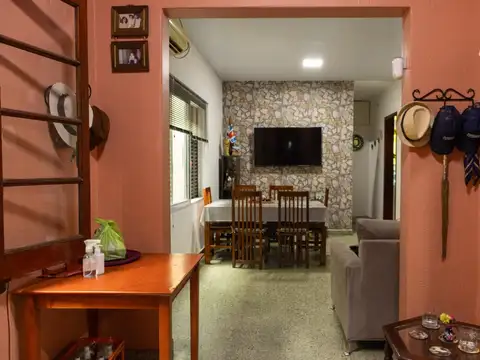 Depto Tipo Casa en Venta con 2 cocheras