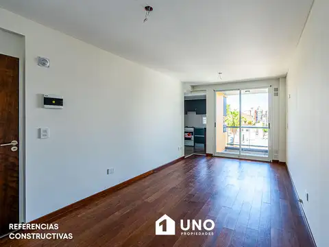 Corrientes y La Paz - Amplio Dpto de 2 Dormitorios. Posibilidad cochera.