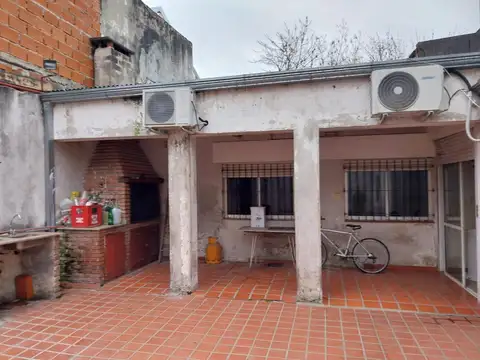 CASA EN VENTA , LUJAN BS AS