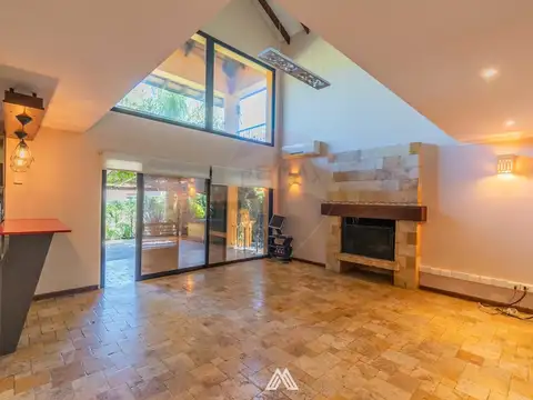 ALQUILER CASA CARRASCO SUR 4 DORM PISCINA BARBACOA