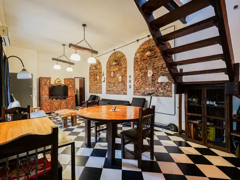 PH MUY BUENO QUINCHO Y TERRAZA EN PARQUE CHACABUCO