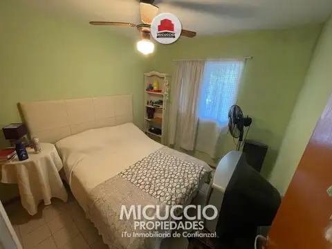 Casa 6 ambientes con 1 baño