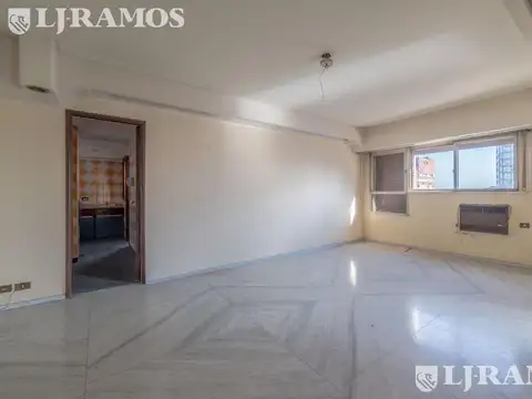 Departamento 5 ambientes con 3 baños