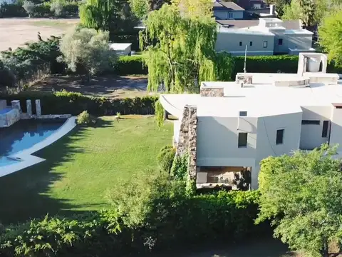 Casa en Barrio privado Rincon de Chacras