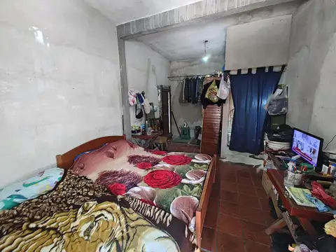 Casa en dos plantas en venta en V. Dorrego - Gonzalez Catan