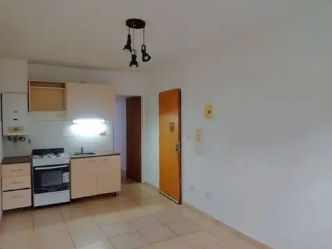 VENTA DEPTO 1 DORMITORIO CON PATIO - REPUBLICA DE LA SEXTA