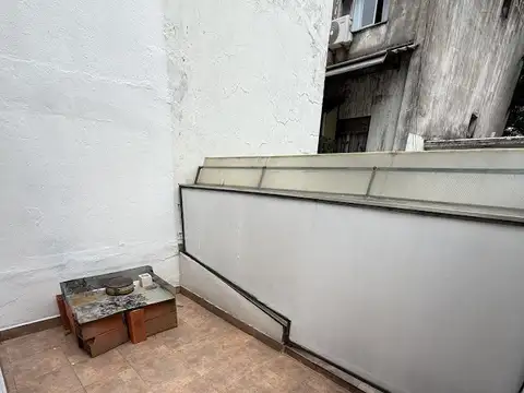 presidente perón 4000, Piso 1