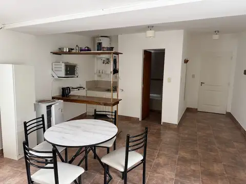 Depto Tipo Casa en Alquiler en Almagro, $ 600.000