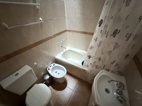 Depto Tipo Casa en Alquiler de Monoambiente