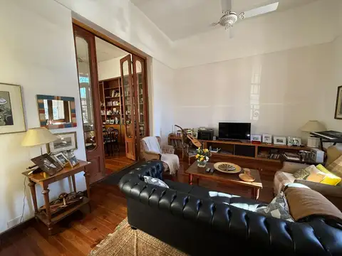 HERMOSA CASA DE 2 DORMITORIOS A LA VENTA