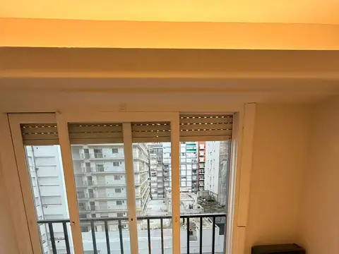 Departamento 2 ambientes - Remodelado y Equipado - Plaza Colón