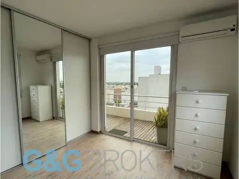 2 AMBIENTES EN CASTELAR