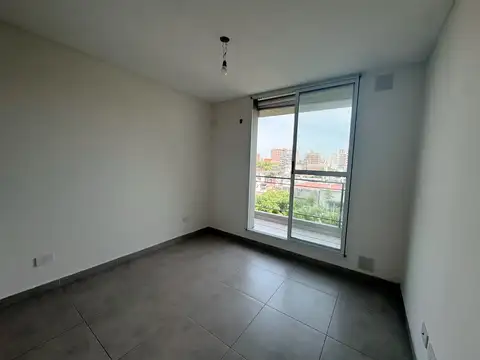 VENTA Amplio Departamento monoambiente dividido, balcón, lavadero Abasto