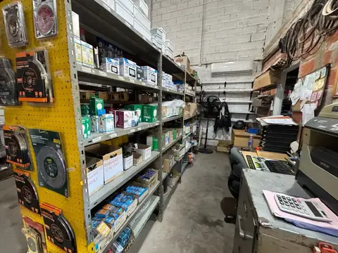 Fondo Comercio en Venta en Manzanares, USD 300.000