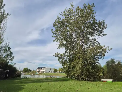 Terreno en Venta en El Cantón - Barrio Islas, USD 79.999
