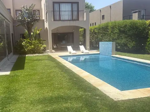 Casa en Alquiler Temporal de 3 dormitorios