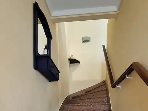 VILLA REAL. NOGOYA 5500 HERMOSO Y AMPLIO PH 3 AMBIENTES PISO UNICO PATIO.GRAN TERRAZA CON LAVADERO