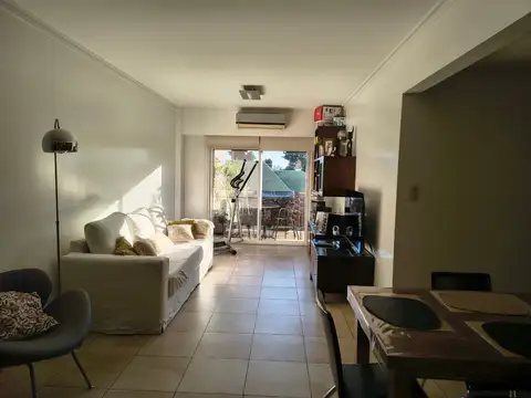 AV SEGUROLA 3200, Piso 5