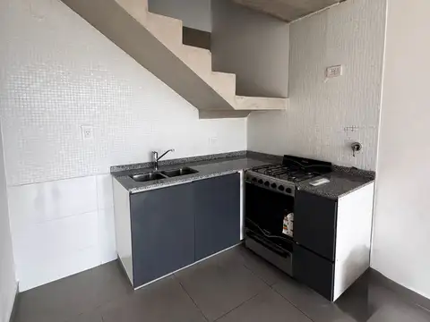 BARBARO FARIAS JIMENA ALQUILA DEPARTAMENTO 2 AMB.