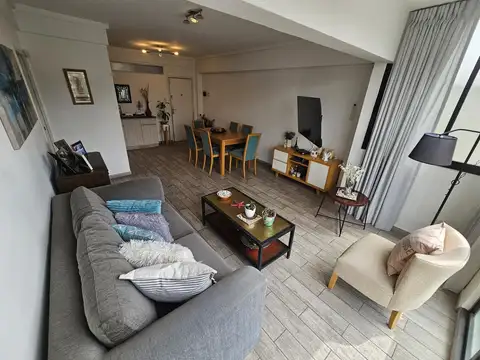 Departamento - Venta - 3 Ambientes - Flores