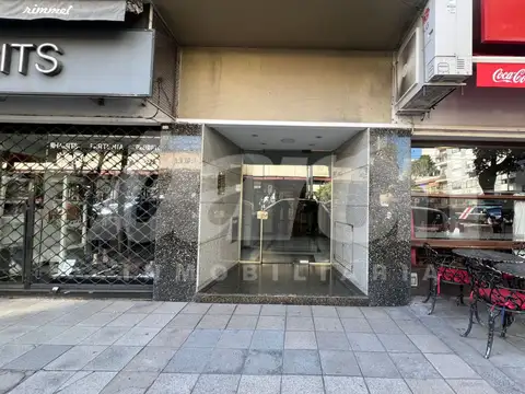 España 100, Piso 3
