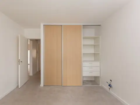 CASA VENTA 3 AMBIENTES CARAPACHAY JARDIN PARILLA