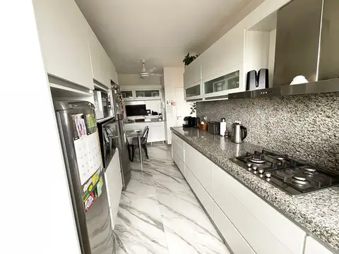 Departamento en Venta de 6 ambientes