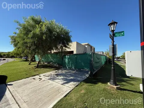 Casa en Venta en Pilar del Este - San Ramiro, USD 185.000