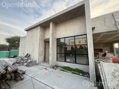 HERMOSA CASA EN "SAN RAMIRO" PILAR DEL ESTE